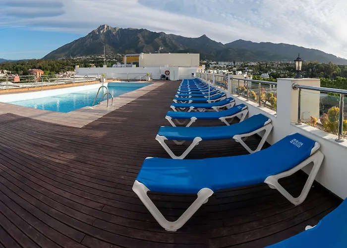 Готель Senator